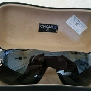 Channel sunglasses